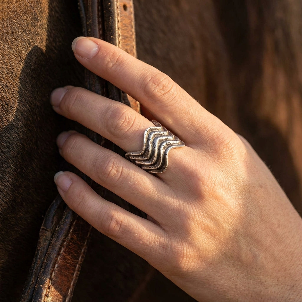 Lariat Passion Ring